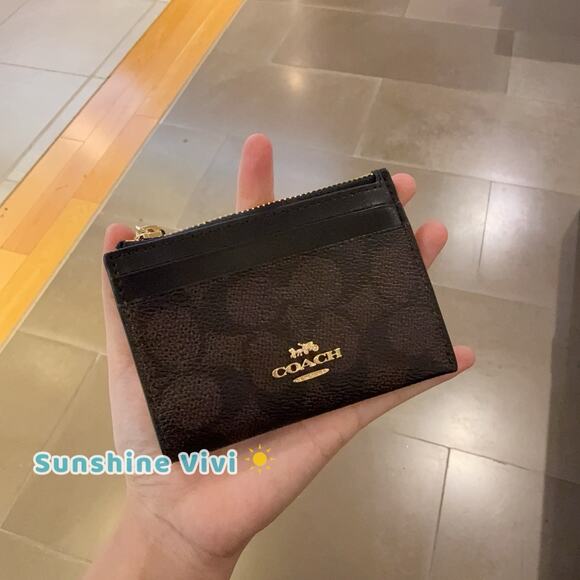 NWT Coach Mini Skinny ID Case CW870 Walnut Brown Black Signature Canvas - Picture 1 of 4